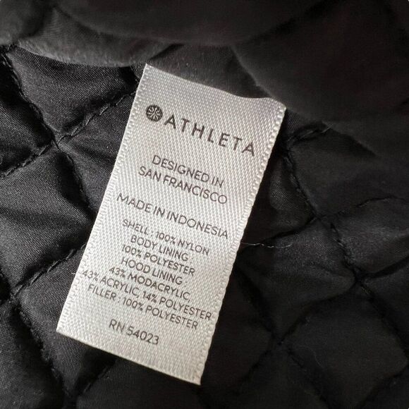Athleta District Primaloft Faux Fur Hood Jacket Grey Black Size Small - Picture 10 of 15